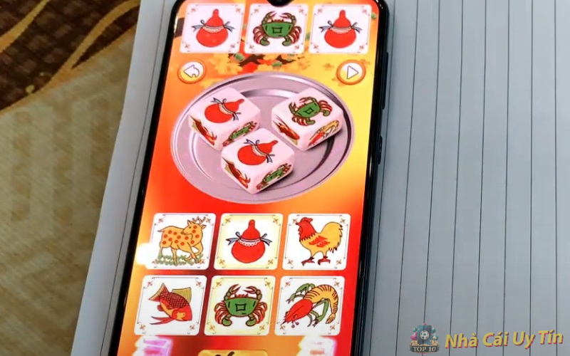 Cách đoán bầu cua trên điện thoại nhanh chính xác 100% 2 Quan sát kỹ càng